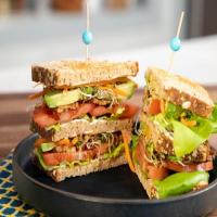 Tempeh, Lettuce and Tomato (TLT) Sandwich_image