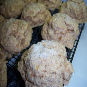 Ginger-Macadamia Nut Scones_image