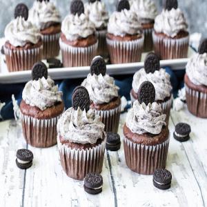 Death by Oreo Cupcakes_image