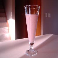 Raw Food: Almond-Based Berry Smoothie image