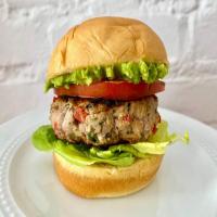 Chile-Lime Chicken Burgers_image