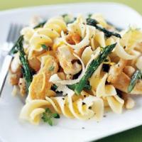 Fusilli with Chicken & Asparagus Recipe - (1/5) image