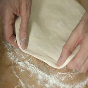 Pizza Dough With Yeast_image
