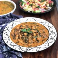 Spinach Mushroom Chickpea Curry Recipe_image