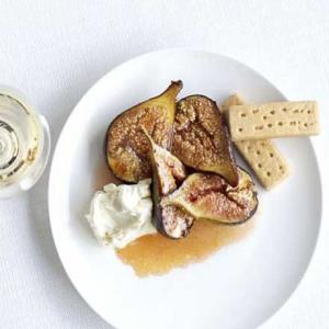 Spiced baked figs with ginger mascarpone_image