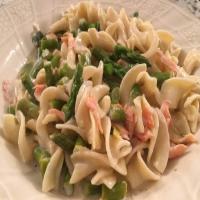 Pappardelle In Lemon Cream Sauce With Asparagus_image