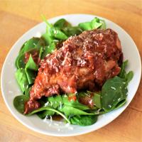 Juicy Chicken Breasts with Tomato-Shiraz Reduction_image