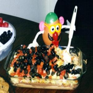 8 layer mexican party dip_image