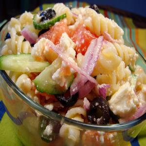 Fat Belly Greek Pasta Salad_image