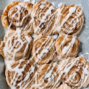 Puff pastry cinnamon rolls image