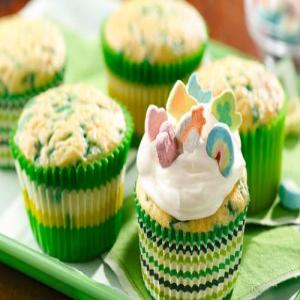 Marshmallow Topped Lucky Cupcakes_image
