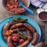 Grilled Sausages with Charred Tomato Relish_image