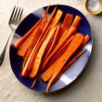 Roasted Carrots with Thyme image