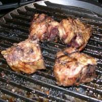 Grilled Lamb Chops with Curry, Apple and Raisin Sauce_image