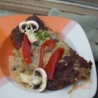 Cheeseburger Meatloaf with Mushroom Sauce_image