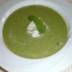 Green Pea Soup with Mint Gelato_image