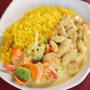 Opor (Indonesian Candlenut Curry)_image