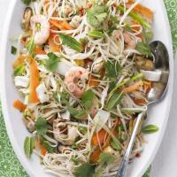 Vietnamese seafood salad image