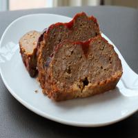Cheddar Meatloaf and Tangy Sauce_image