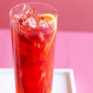 Berry-Guava Lemonade image