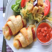 Easy Pepperoni Crescent Roll Calzones_image