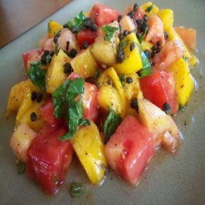 Heirloom Tomato Salad With Crisped Capers_image