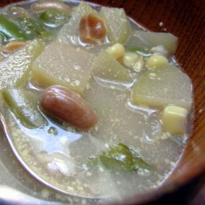 Indonesian Vegetable Sour Soup (Sayur Asam)_image