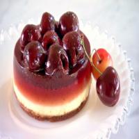 Mini Cheesecakes with Cherry Topping_image