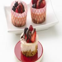 Triple-Berry Mini Cheesecakes (Gluten Free)_image
