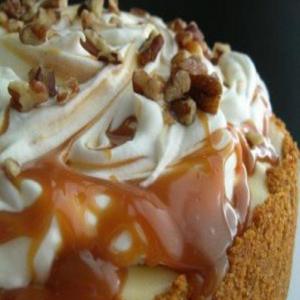 Candy and Caramel Apple Pie_image