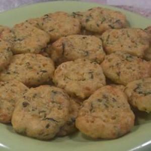 Cheese and Chive Crisps_image