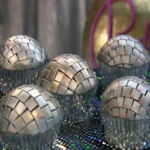 Discoball Cupcakes_image