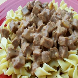 Alpine Beef Goulash with Noodles_image