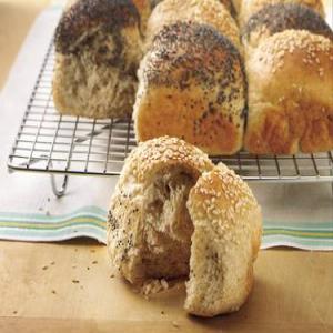 Two-Seed Checkerboard Dinner Rolls_image