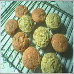 Healthy Apple ,and Honey of Oats Muffins_image