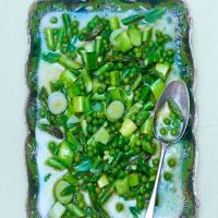 Butter-poached asparagus, leeks & peas image