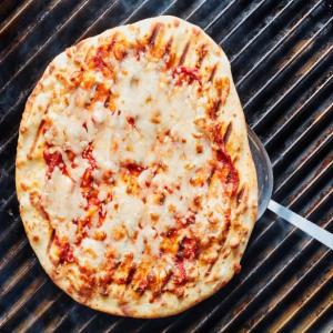 2-Ingredient Grilled Pizza Dough_image