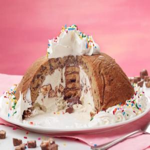 Chocolate Chip Cookie Bombe image
