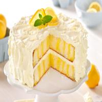 Luscious Lemon Poke Cake_image