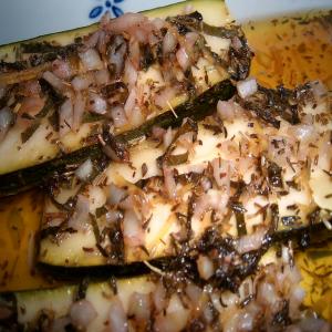 Grilled Herbed Zucchini Halves_image