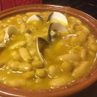 Asturian Beans with Clams_image