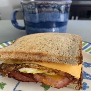Best Breakfast Sandwich_image
