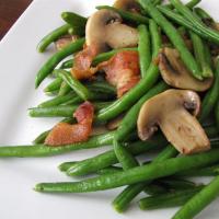 Mushroom and Bacon Green Beans_image