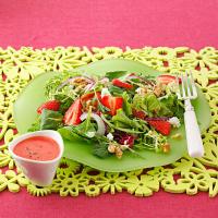 Strawberry Salad with Mojito Vinaigrette_image
