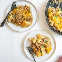 One-Skillet Cheesy Sausage, Rice, and Cauliflower Casserole_image