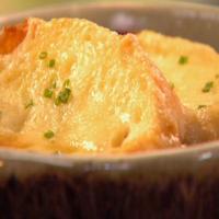Classic Onion Soup with Gruyere_image