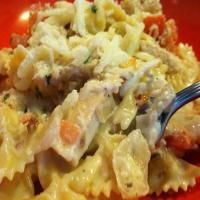 Creamy Cheesy Chicken and Farfalle_image