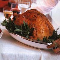 Roast Turkey with Herbed Bread Stuffing and Giblet Gravy_image