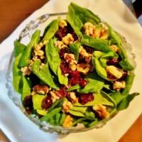 Spinach Salad With Cranberries and Candied Walnuts_image
