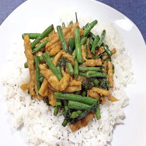 Sweet and Spicy Tempeh with Long Beans image